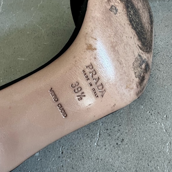 PRADA pump black size 9.5 kitten heel - Picture 6 of 6